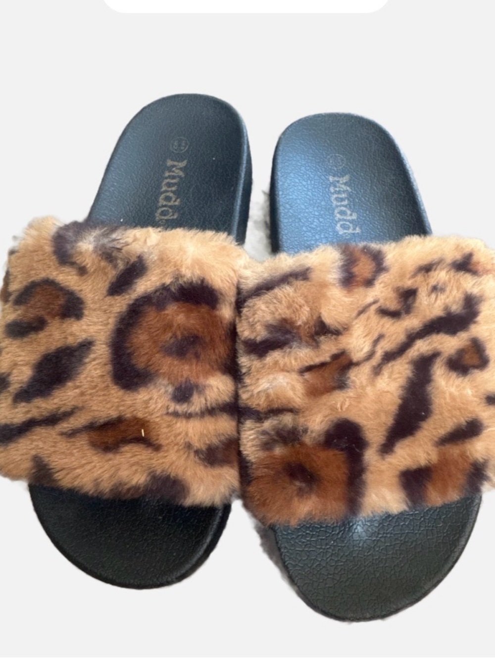 Mudd Leopard Print Faux Fur Slide Sandals in Tan and Brown
